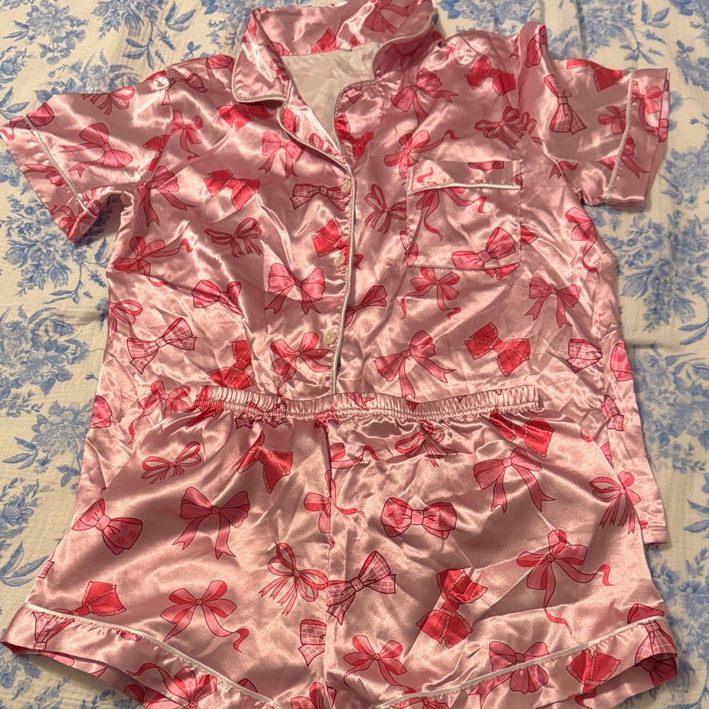 SHEIN Pink Satin Bow-Print Pajama Set-top and bottom